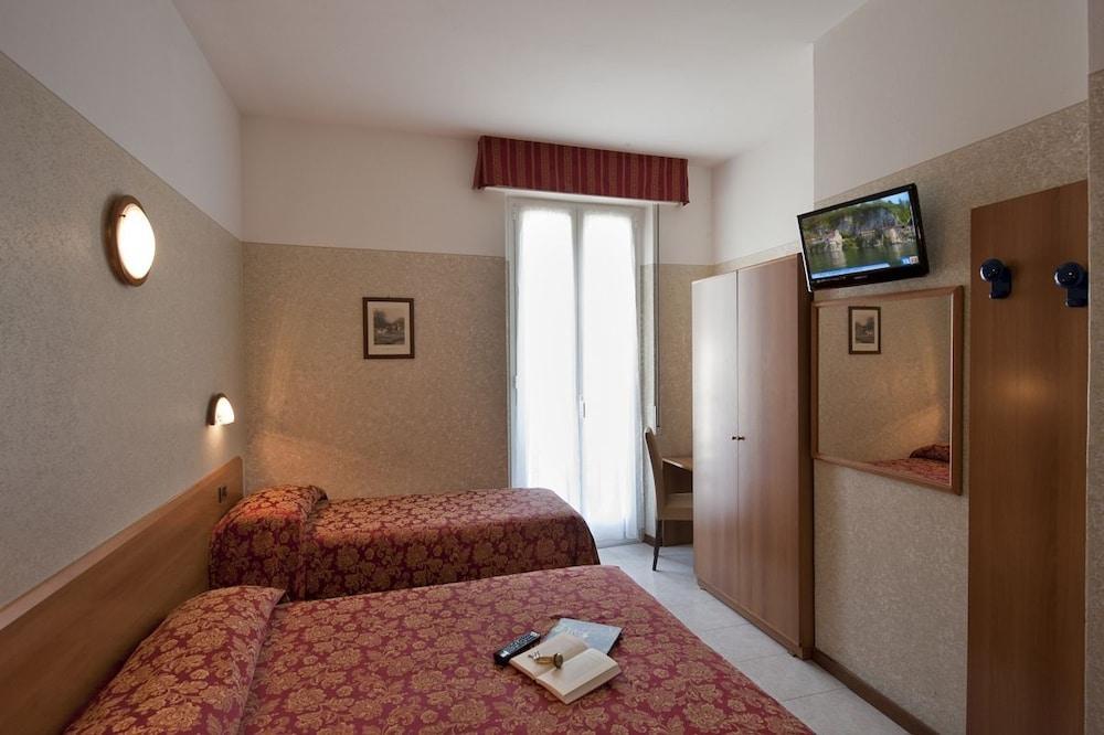 Hotel Boston Стреза Екстер'єр фото