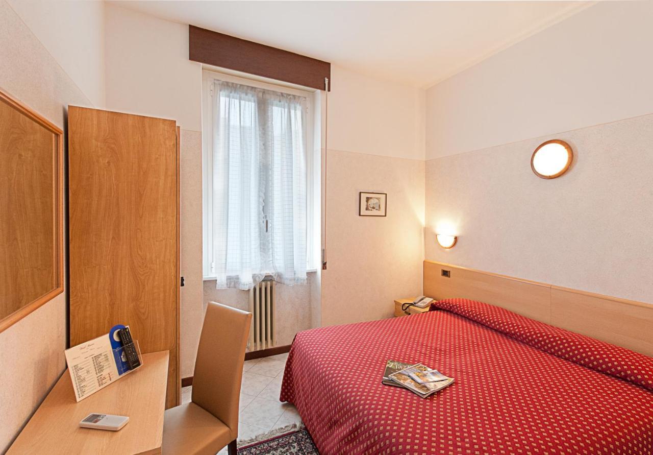 Hotel Boston Стреза Екстер'єр фото