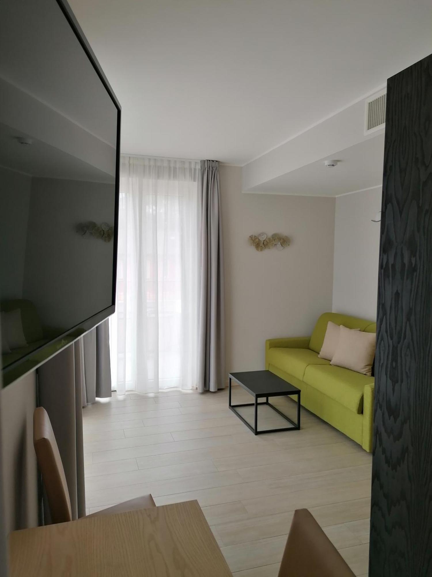 Hotel Boston Стреза Екстер'єр фото